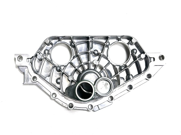 OE:271 016 14 06 2710161306 Cylinder head and camshaft housing