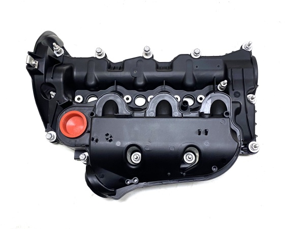 OE:LR074623 Valve Cover