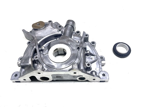 OE:LR002465 Oil pump